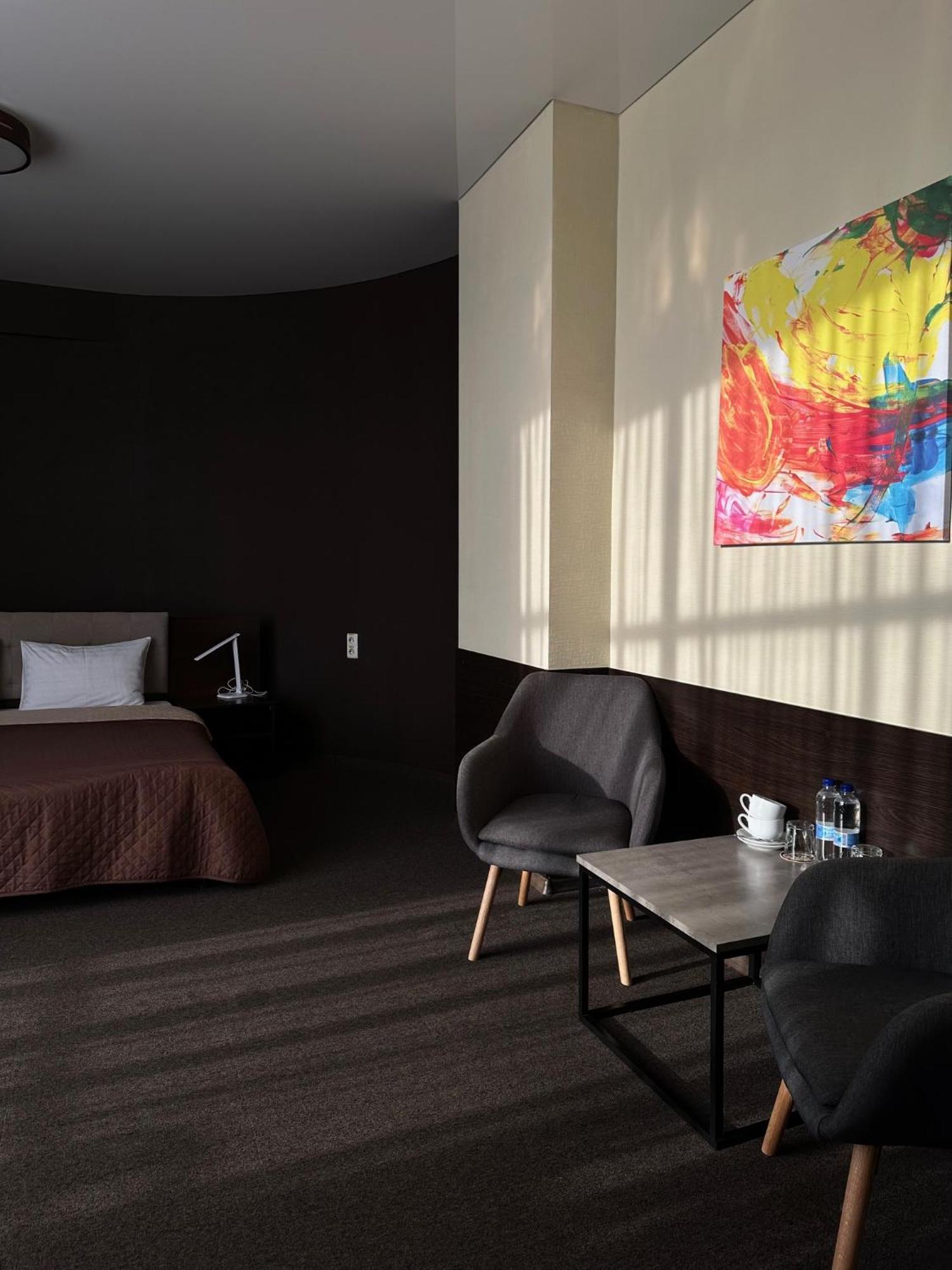 פולטבה Hotel Atmosphere מראה חיצוני תמונה