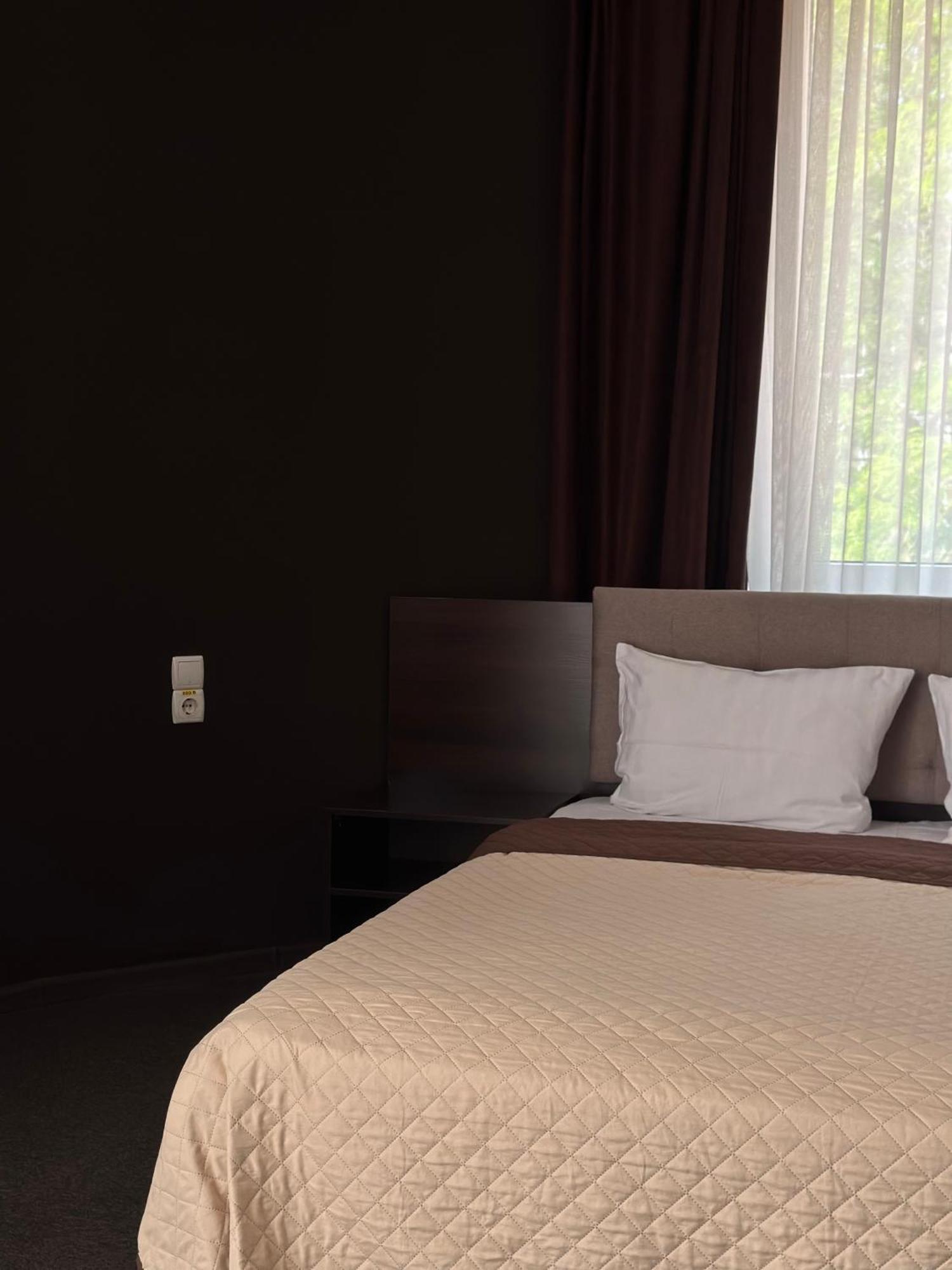 פולטבה Hotel Atmosphere מראה חיצוני תמונה