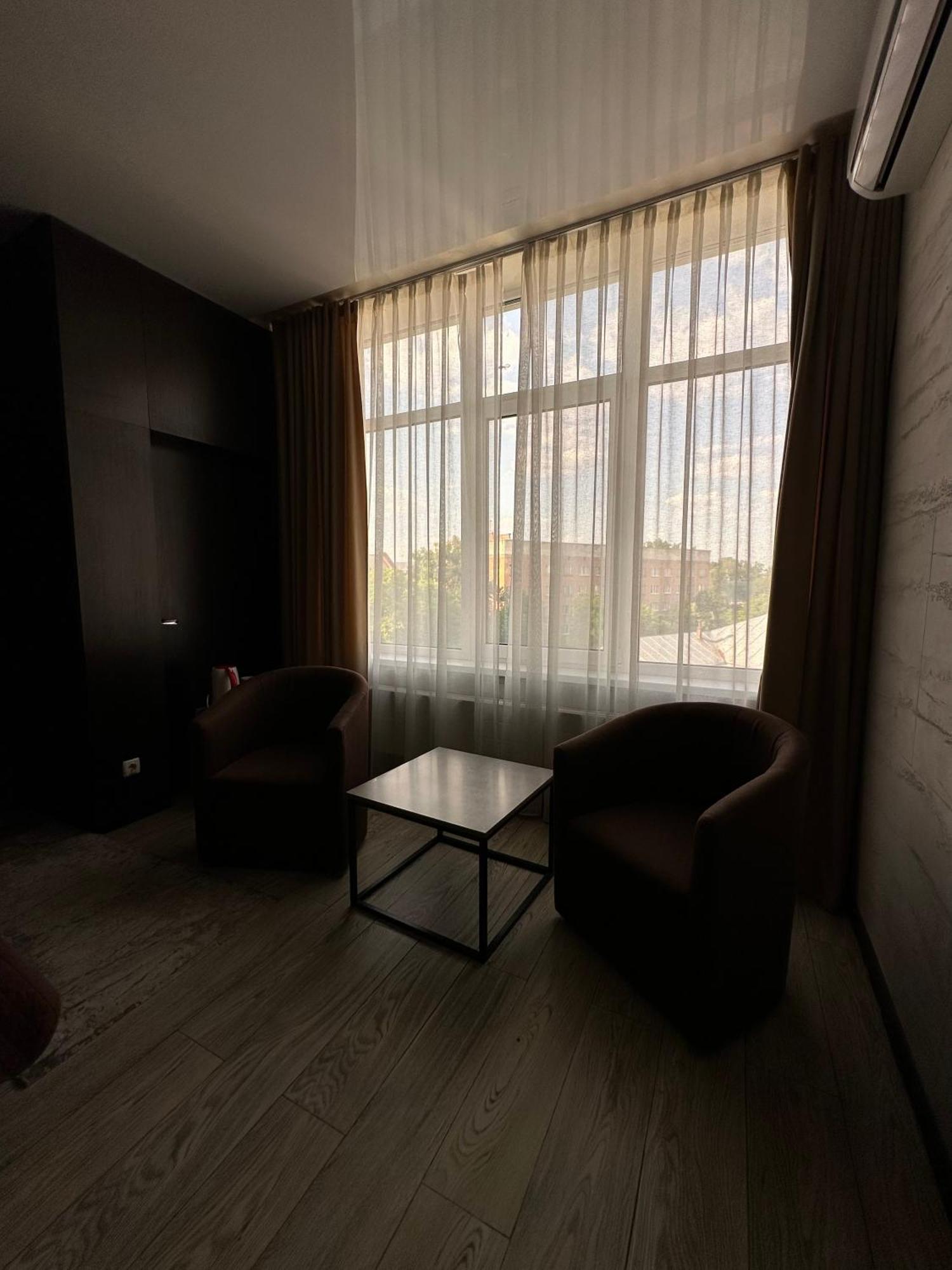 פולטבה Hotel Atmosphere מראה חיצוני תמונה