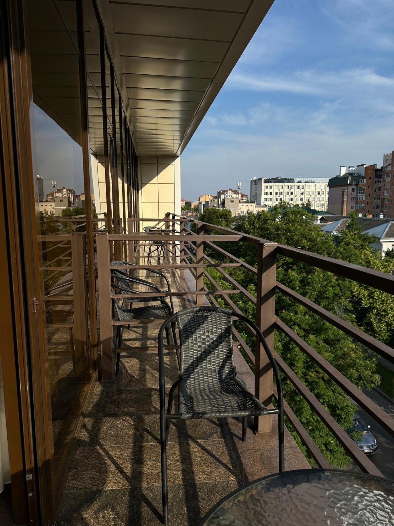 פולטבה Hotel Atmosphere מראה חיצוני תמונה