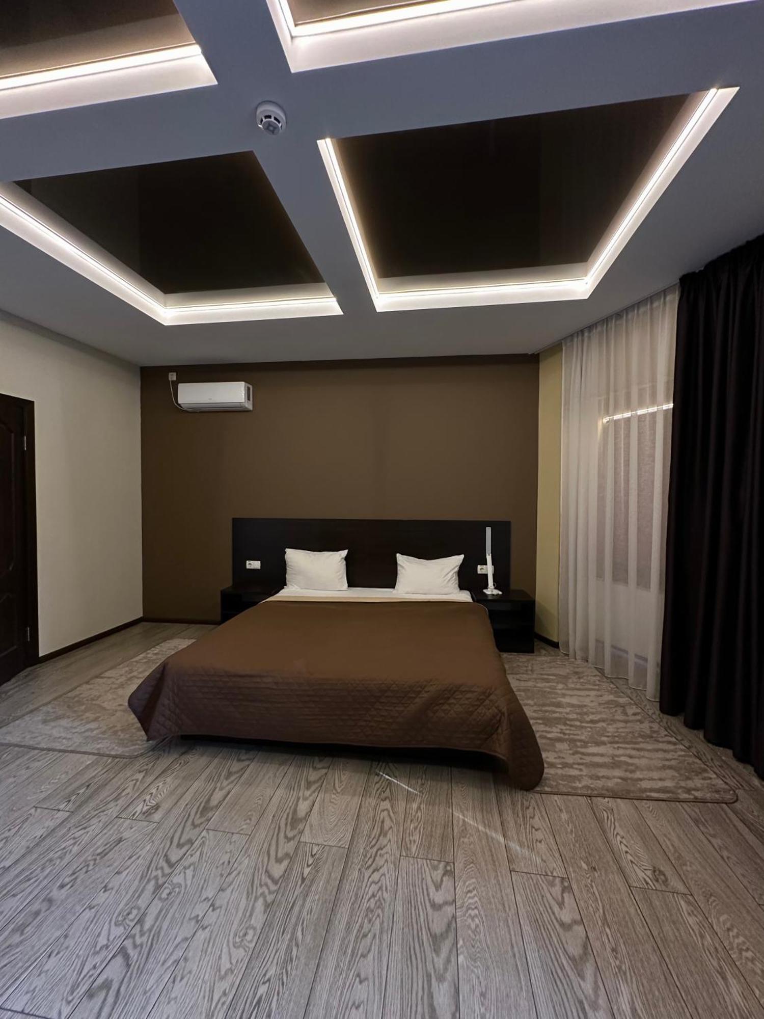 פולטבה Hotel Atmosphere מראה חיצוני תמונה