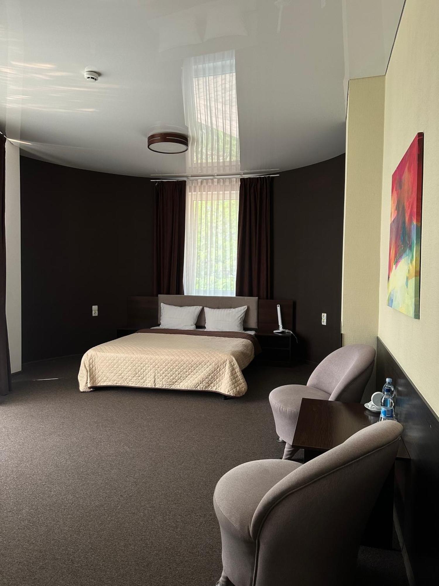 פולטבה Hotel Atmosphere מראה חיצוני תמונה