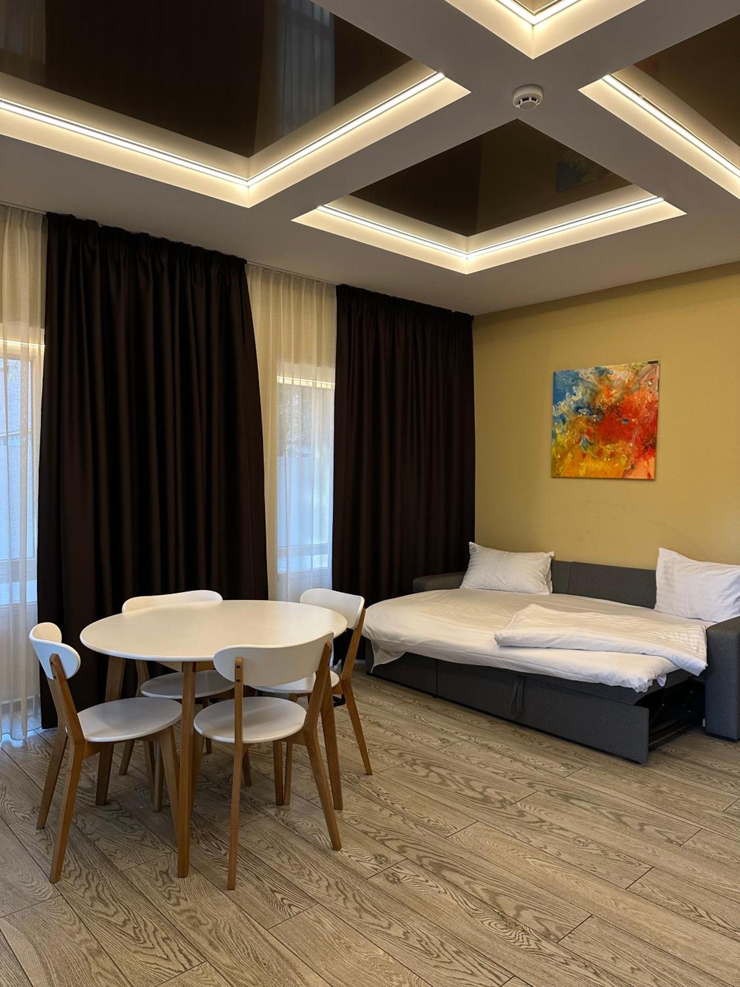 פולטבה Hotel Atmosphere מראה חיצוני תמונה